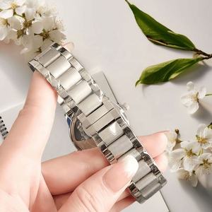 Reloj de Cuarzo para Hombre de Acero Inoxidable de 40 mm con Correa de Cocodrilo y Silicona, Esfera de Cristal - Moda de Lujo - Product Image 6