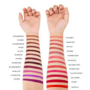 ลิปสติกเนื้อแมทท์แบบขายส่ง รับผลิตแบรนด์ส่วนตัว หลายสี สูตรวีแกน ติดทนนาน บำรุงริมฝีปาก พร้อมหลอด - Product Image 3