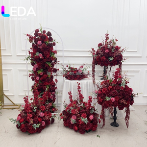 ดอกไม้ประดิษฐ์สีแดงสุดหรูสำหรับงานแต่งงาน ยอดขายดี ประดับด้วยดอกไฮเดรนเยียสีแดง จัดดอกไม้แบบผสม - Product Image 1