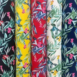 สไตล์ใหม่หลายสีคลาสสิกการออกแบบดอกไม้โพลีเอสเตอร์ผ้าชีฟองพิมพ์สำหรับผู้หญิงเสื้อผ้าฤดูร้อน
