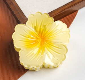 Eleganti fermagli per capelli in plastica con motivo floreale - Design colorato a ibisco per una tenuta sicura e un tocco di moda estiva - Product Image 4