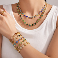 Set Perhiasan Kalung dan Gelang Berlapis Emas 18K dari Baja Tahan Karat 316L Motif Empat Daun Semanggi untuk Hadiah Perhiasan Fashion
