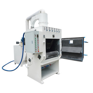 Machine de sablage automatique à bande transporteuse, cabine de sablage pour le nettoyage des cylindres - Product Image 2