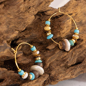 Boucles d'oreilles créoles en argent plaqué argent bohème avec perles en pierre naturelle |   Boucles d'oreilles pendantes à pompon faites à la main pour femmes - Product Image 2