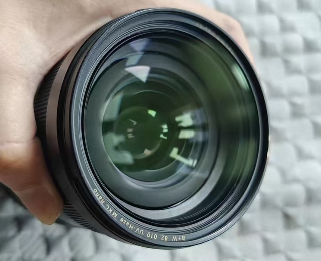 High Quality Camera Lens Sonys FE 24-70mm F/2.8 GM First Generation Zoom Lens Full Frame 77mm Filter Size Original Used