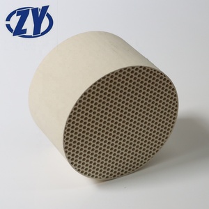 Regenerador de Convertidor Catalítico de Cerámica de Alúmina con Orificios Cuadrados y Servicio de Corte Personalizado para Uso Industrial - Product Image 6