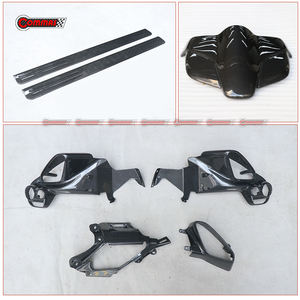 Cubiertas de Fibra de Carbono Seca para el Interior del Coche Ferrari 488: Cubiertas de Instrumentos, Consola Central, Palanca de Cambios, Salpicadero y Faldones Laterales - Product Image 6