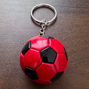 Llavero de fútbol de cuero al por mayor, ecológico, impreso en 3D, con mosquetón de goma suave y bola con impresión UV - Product Image 5