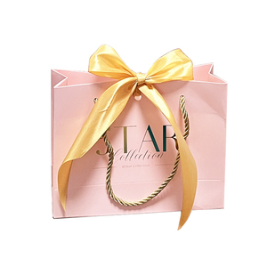 Sacchetto Regalo Personalizzato di Lusso in Carta Kraft Marrone con Rivestimento in Carta Laminata per Compleanni e Shopping - Product Image 1