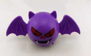 Juguete novedoso de Halloween, murciélago de cuerda, regalo de fiesta para niños, murciélago giratorio para caminar - Product Image 2