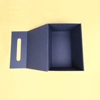 Boîte cadeau magnétique de Noël haut de gamme, rigide, pliable, noire, sur mesure, avec impression, pelliculage mat, gaufrage et insert