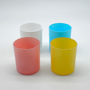 Vente <span class=keywords><strong>en</strong></span> gros <span class=keywords><strong>de</strong></span> pots à bougies <span class=keywords><strong>en</strong></span> verre colorés, porte-bougie avec couvercles <span class=keywords><strong>en</strong></span> métal et <span class=keywords><strong>en</strong></span> <span class=keywords><strong>bois</strong></span> pour la décoration <span class=keywords><strong>de</strong></span> la maison, Noël, directement <span class=keywords><strong>de</strong></span> l'usine - Product Image 5