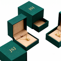 Boîte à bijoux de luxe vert forêt avec logo en feuille d'or pour la présentation de colliers et de bagues haut de gamme, ensemble de boîtes de présentation