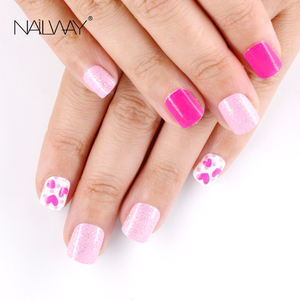 อุปกรณ์ทำเล็บ 24 ชิ้น/กล่อง เล็บปลอมแบบกดติด ลายกลิตเตอร์ น่ารัก สีสันสดใส ลายหัวใจ สำหรับเด็ก พร้อมกาว - Product Image 4