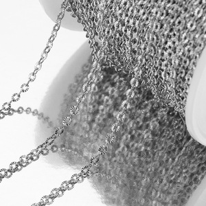 Chaîne en gros Aceworks simple en acier inoxydable plaqué or PVD 18 carats, chaîne câble gaufrée, maillons circulaires texturés, chaîne croisée, DIY au mètre - Product Image 6