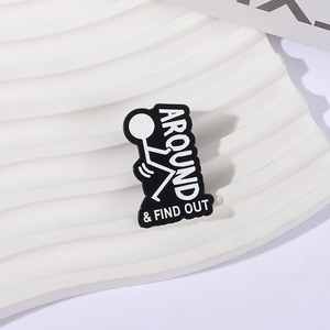 Autour et découvrez l'humour adulte émail broche citation drô<span class=keywords><strong>le</strong></span> métal broche revers sac à dos Badge bijoux cadeau décoratif pour les amis - Product Image 2