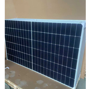 Panneaux solaires Sairifo Tier 1 Monos 550W/560W <span class=keywords><strong>MWT</strong></span> 540W Cadre noir Double vitrage 182mm Demi-cellules Système de toiture BIPV Efficacité 21% - Product Image 1