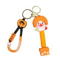 Porte-clés en plastique de poupée d'horreur créative pour la nuit de carnaval d'Halloween, accessoire mignon et unique pour clés de voiture