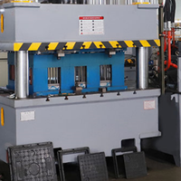 Machine de fabrication de couvercle de trou d'homme en plastique de 12 pouces x 12 pouces Presse hydraulique avec système de chauffage Servo System Pressure Vessel Mold Press