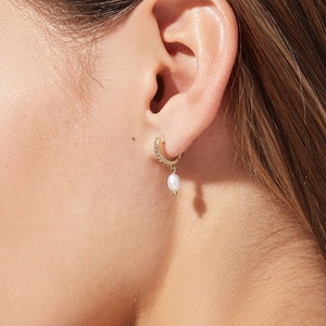 Offre Spéciale bijoux de mode de haute qualité plaqué or 18 carats 925 boucles d'oreilles en argent sterling diamant perle - Product Image 5