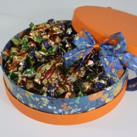 Belle boîte de cadeaux en carton rigide au design décoratif indien personnalisé boîte de chocolat en relief avec matériaux recyclés