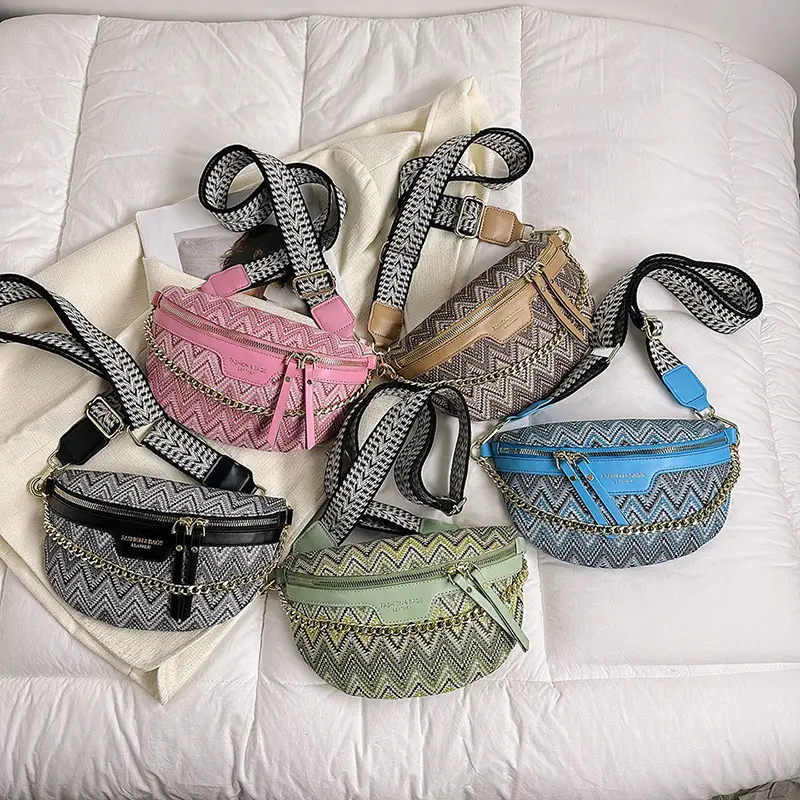 2022 New Knitted Waist Packs Women Custom Leather Fanny Packs Elegant Women Chain Crossbody Bum Bag