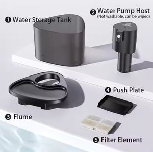 Offres Spéciales <span class=keywords><strong>fontaine</strong></span> de purification d'<span class=keywords><strong>eau</strong></span> automatique pour animaux de compagnie écologique <span class=keywords><strong>à</strong></span> faible bruit Portable pour camping-car extérieur domestique avec Source de charge - Product Image 6