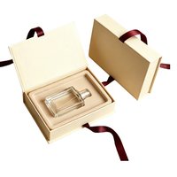 Boîte cadeau de parfum de luxe en forme de livre magnétique, ruban en satin, insert en velours, logo personnalisé, boîte d'emballage rigide vide pour parfum