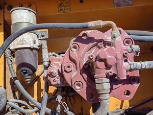 Hot Sale 38 Tons Second-hand Hyundai 385LVS Excavator 2022 Model 1.9m Bucket Capacity Engine/Pump/Bearing Included Machinery - Product Image 5
