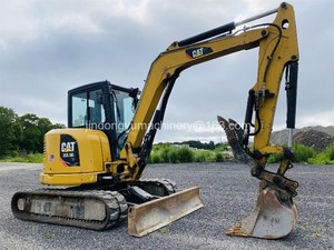 Miniexcavadora de 5.5 Toneladas 305.5e Usada en Buenas Condiciones con Motor, Caja de Cambios y Bomba - Product Image 3