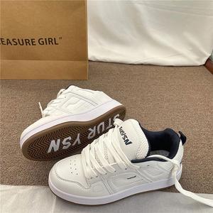 Chaussures rétro coréennes pour femmes, style 'bread shoes', tendance américaine, chaussures de skate de niche, baskets légères à semelle épaisse pour étudiantes, usage quotidien - Product Image 3