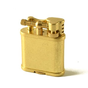 Laiton kérosène rétro meule amour feu briquet cadeau pour hommes et femmes avec meule - Product Image 1