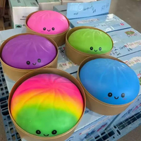 Vente en gros de jouets anti-stress en forme de dumpling scintillant géant de 15 cm et 25 cm, jouet moelleux à rebond rapide, jouet à presser en forme de dumpling