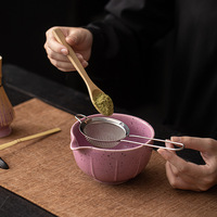 Ensemble de fouettage de matcha en céramique huit pièces, motif points d'encre violets, parfum lait, avec support Chasen, ustensiles de fouettage de thé et accessoires en boîte