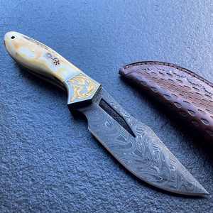Cuchillo de Caza Damasco Personalizable Más Vendido, Cuchillo de Caza de Hoja Fija de Acero Damasco Hecho a Mano en Venta - Product Image 2