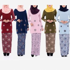 Maillot de bain mère-fille Abaya de Dubaï peinte à la main avec vêtements pour enfants Vente populaire pas cher - Product Image 6