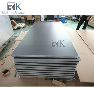 เวทีพื้นผิวกันลื่นสีดำพร้อมบันได ติดตั้งง่าย - Product Image 3