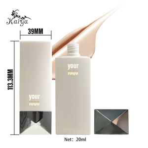 เมคอัพวีแกนฮาลาลเนื้อบางเบา แมตต์นุ่ม ให้ผิวเปล่งประกาย ควบคุมความมัน ปกปิดริ้วรอย ปกปิดเต็มที่ พร้อมสารกันแดด SPF บำรุงผิวชุ่มชื้น - Product Image 5