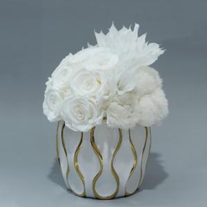 Décoration de la maison Cadeaux Conservation Roses Céramique Pot Forever Eternal Longue Durée Vraies Fleurs Naturelles Préservées <span class=keywords><strong>avec</strong></span> <span class=keywords><strong>Vase</strong></span> - Product Image 3