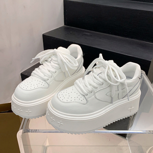 Baskets blanches à semelle épaisse pour femmes de la station européenne, baskets tendance à lacets pour augmenter la taille - Product Image 4