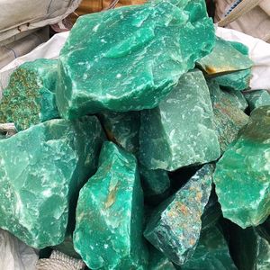 Aventurine verte de haute qualité, pierre brute naturelle en gros pour le style Feng Shui - Product Image 2