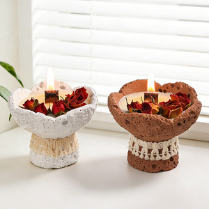 Hot Sale Special Shaped Scented <b>Candle</b>, Rose Fragrance Indoor Long Lasting Diffuser, Creative Luxury Ambient Decor, Premium Souv - Product Image 1