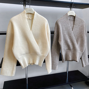 Pull en <span class=keywords><strong>laine</strong></span> surdimensionné pour femme, vêtement de haute qualité, coupe ajustée, collection automne-hiver 2023 - Product Image 5
