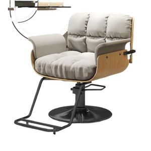 Silla <span class=keywords><strong>de</strong></span> Barbero <span class=keywords><strong>de</strong></span> Estilo Europeo Simple, <span class=keywords><strong>de</strong></span> Madera, con Asiento <span class=keywords><strong>de</strong></span> Cuero, <span class=keywords><strong>Diseño</strong></span> Elevable, <span class=keywords><strong>para</strong></span> Salón <span class=keywords><strong>de</strong></span> Belleza y Barbería - Product Image 1