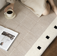 Klebefreier Polypropylen-Teppich Waschbar Abwischbar Wasserdichter Teppich Französischer Cremefarbener Moderner Minimalistischer Stil Gestreifter Sofa-Teppich