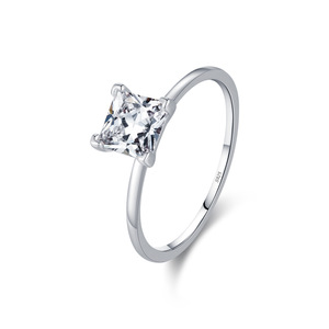 Anillo de Plata de Ley S925 con Corte Princesa, Banda Delgada, Minimalista, de Alta Gama, para Propuesta de Matrimonio, Anillo de Lujo para Mujer - Product Image 1