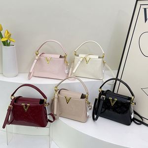 Bolso Tipo Cubo de Material PU de Alta Gama para Mujer - Se Puede Usar como Bolso de Hombro o Cruzado - Apto para Uso Diario.9916 - Product Image 6