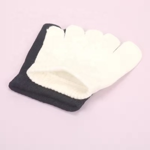 Vente en gros Chaussettes demi-<span class=keywords><strong>pied</strong></span> invisibles à cinq doigts Chaussettes demi-<span class=keywords><strong>pied</strong></span> en coton à 5 orteils invisibles pour hommes et femmes - Product Image 5