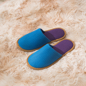 Hôtel, hôpital, <span class=keywords><strong>spa</strong></span> de haute qualité Pantoufles jetables confortables et chaudes à rayures corail pour hommes et femmes - Product Image 6