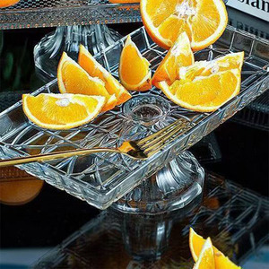 Vente en gros Plateau en verre transparent pour décoration intérieure de luxe Assiette à gâteau rectangulaire Assiette à fruits avec <span class=keywords><strong>pied</strong></span> - Product Image 4